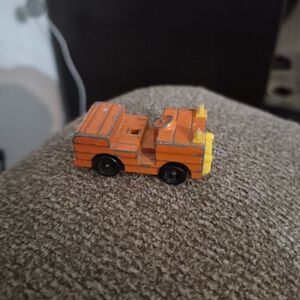 Vintage 1952 Aviva Diecast Metal Peanuts Lucy's Psychiatrist Cart